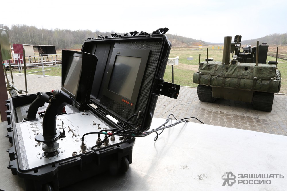 俄国侦查兵可能采用自爆机器人:涅列赫塔战斗机器人!